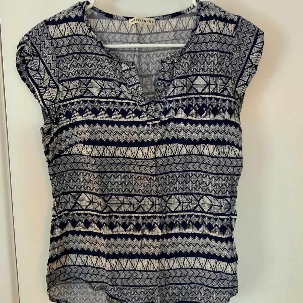 Artisan NY Navy and White Print Blouse